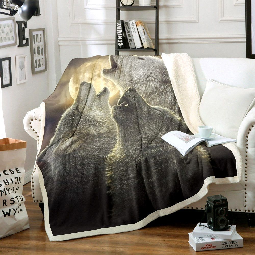 Wolf Sherpa Fleece Blanket