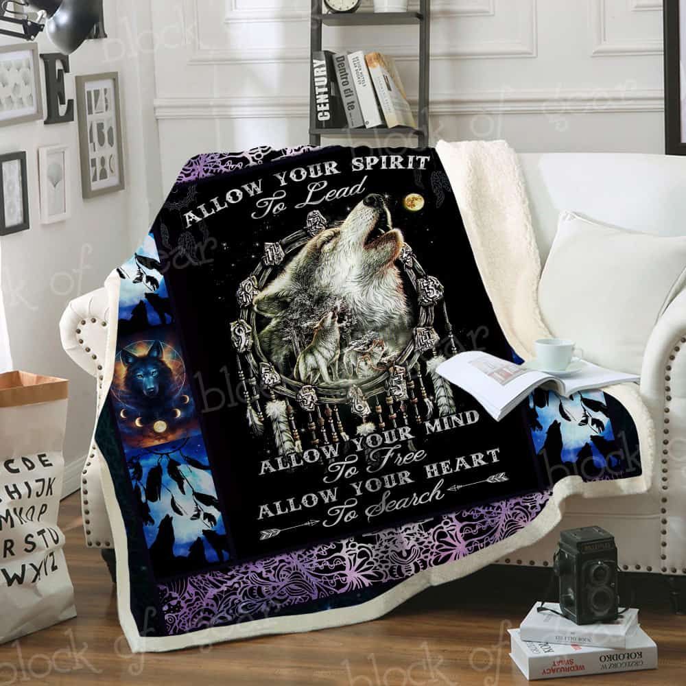 Wolf And Dreamcatcher Fleece Blanket