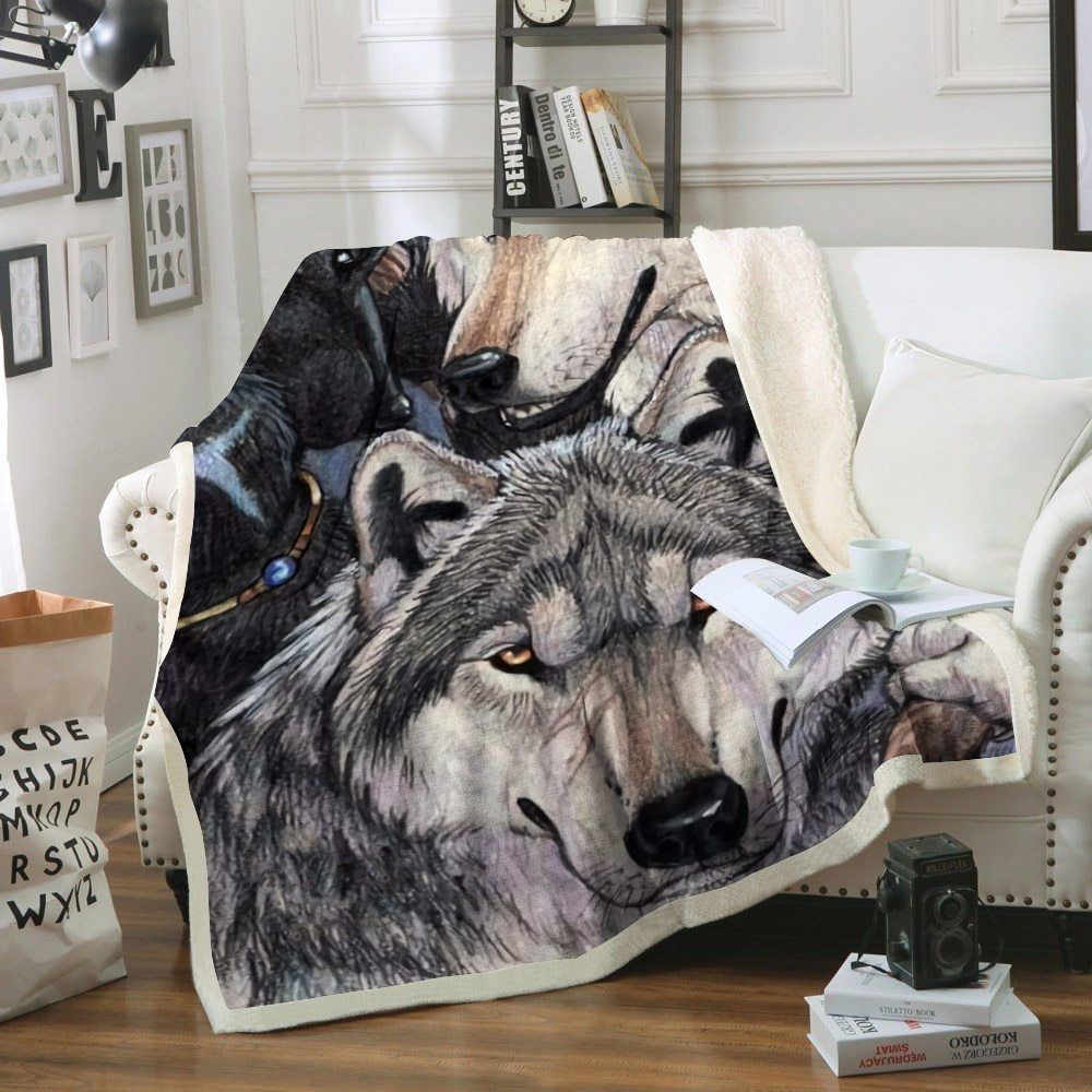 Wolf Sherpa Fleece