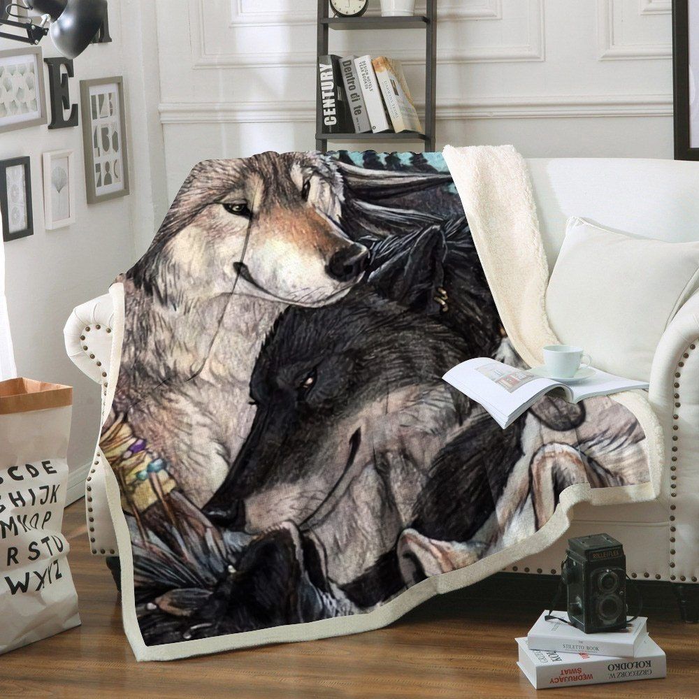 Wolf Sherpa Fleece