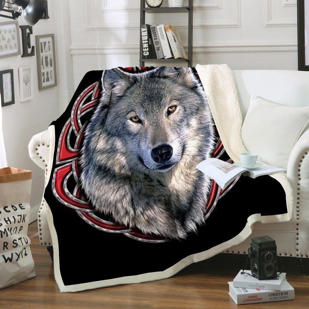 Wolf Sherpa Fleece Blanket