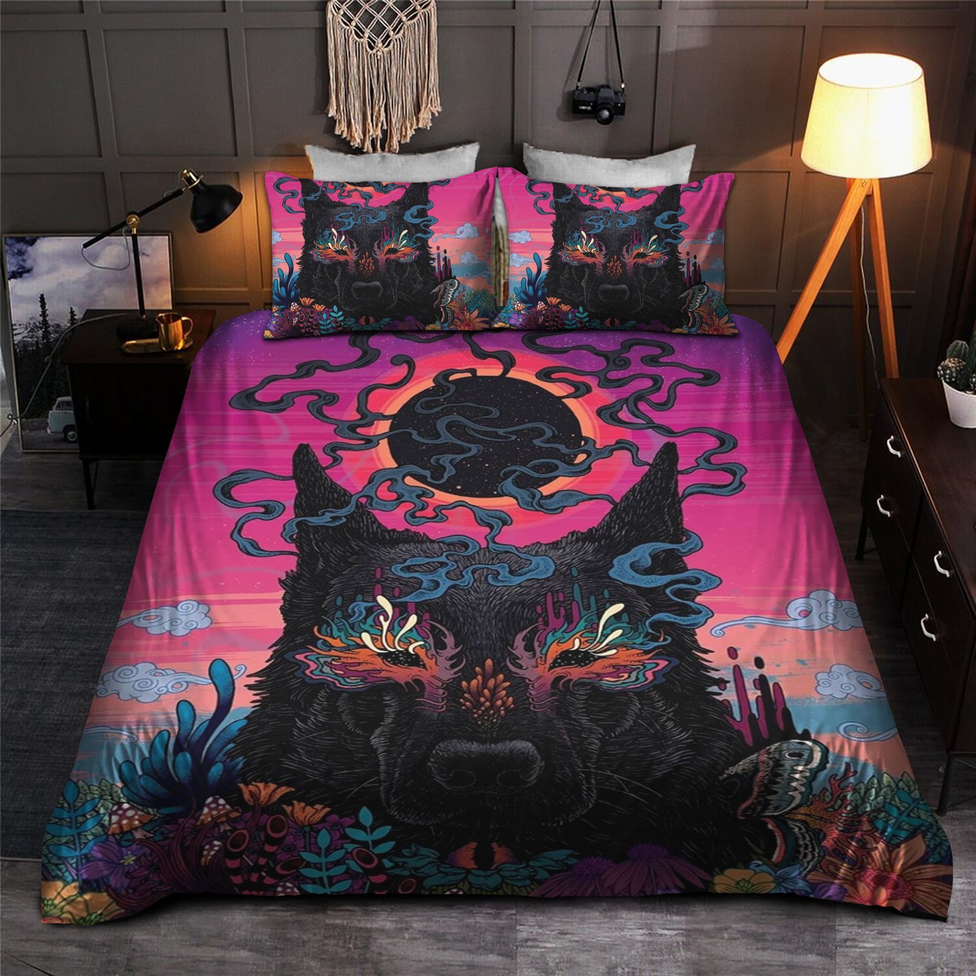 Wolf Black Sun Bedding Set