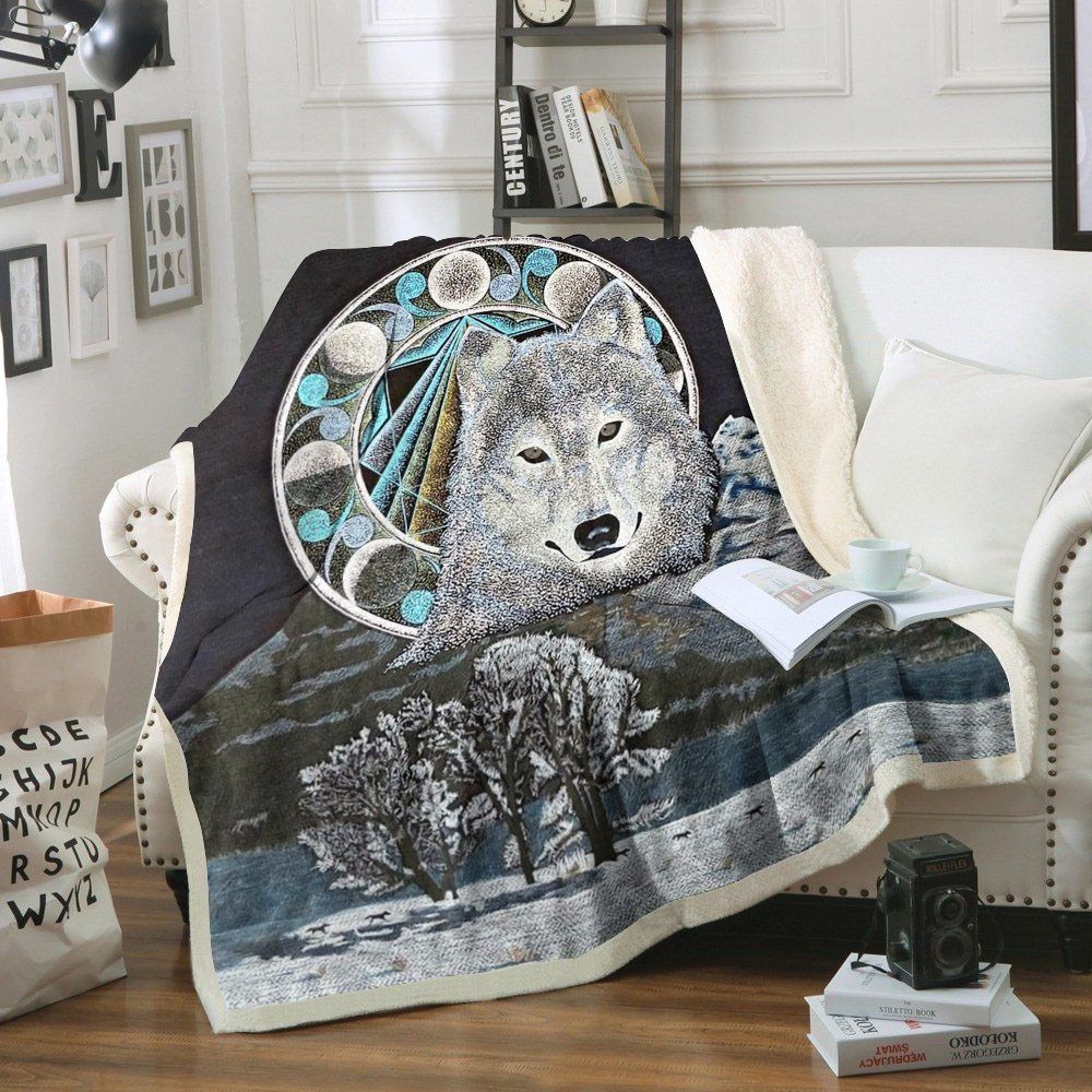 Wolf Sherpa Fleece Blanket