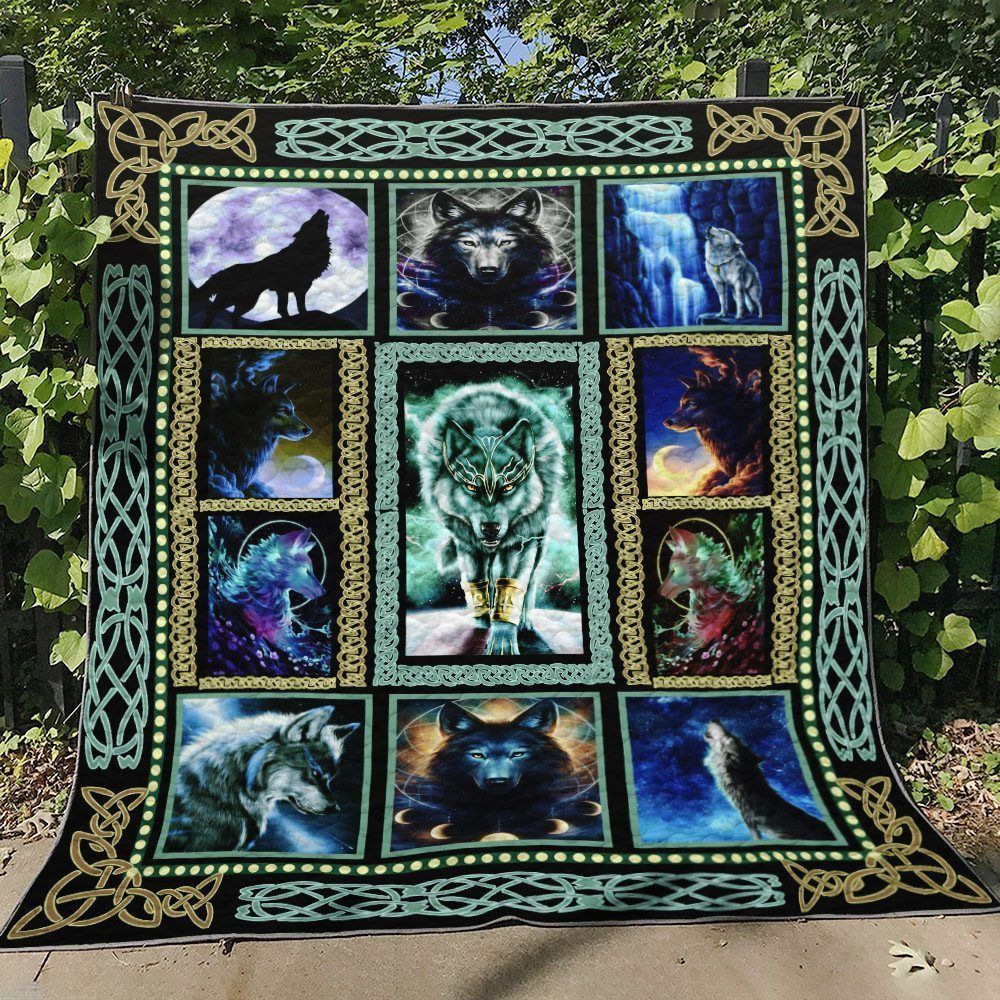 Wolf BT120744 Quilt Blanket