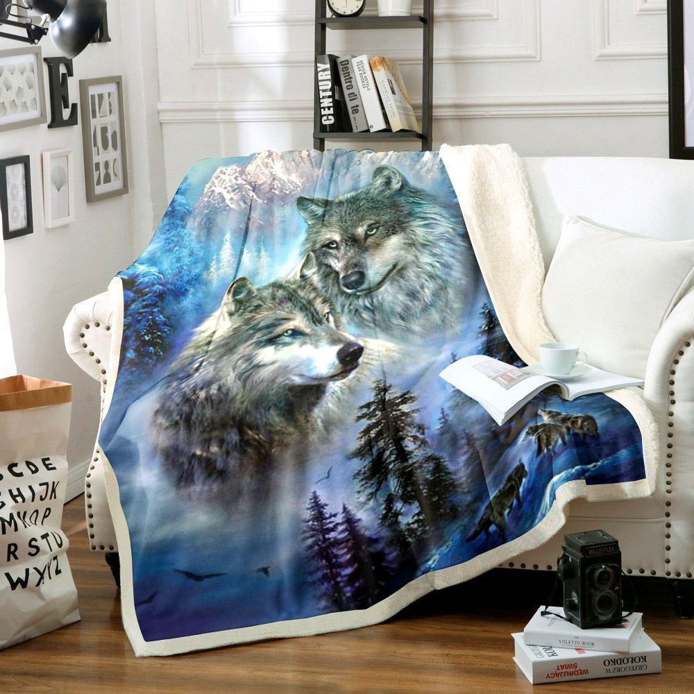Wolf Sherpa Fleece Blanket