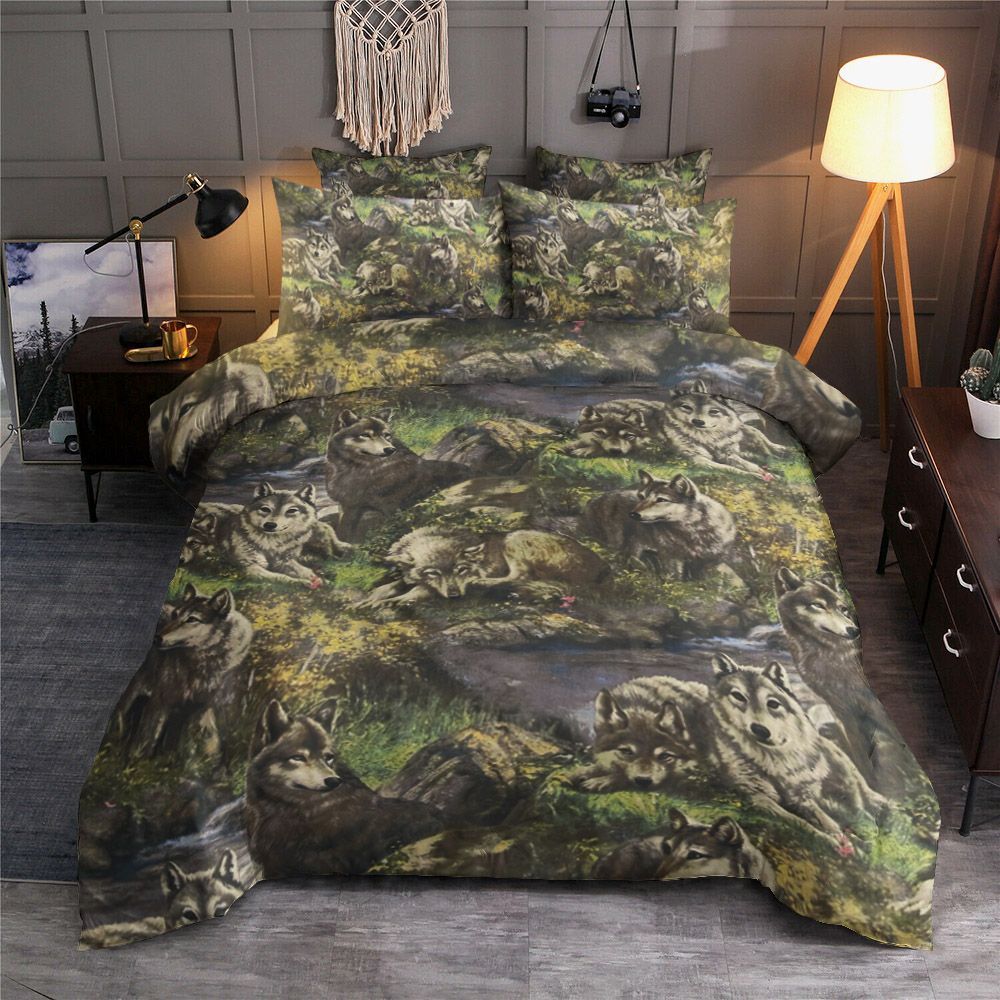 Wolf Bedding Set