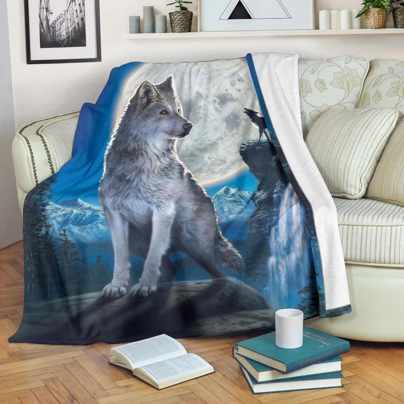 Wolf Sherpa Fleece Blanket