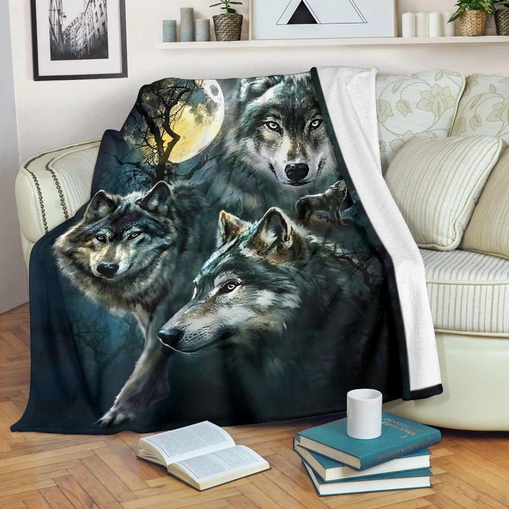 Wolf Sherpa Fleece Blanket