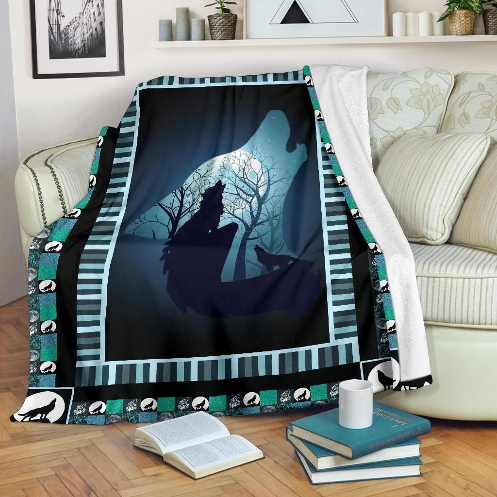 Wolf Sherpa Fleece Blanket
