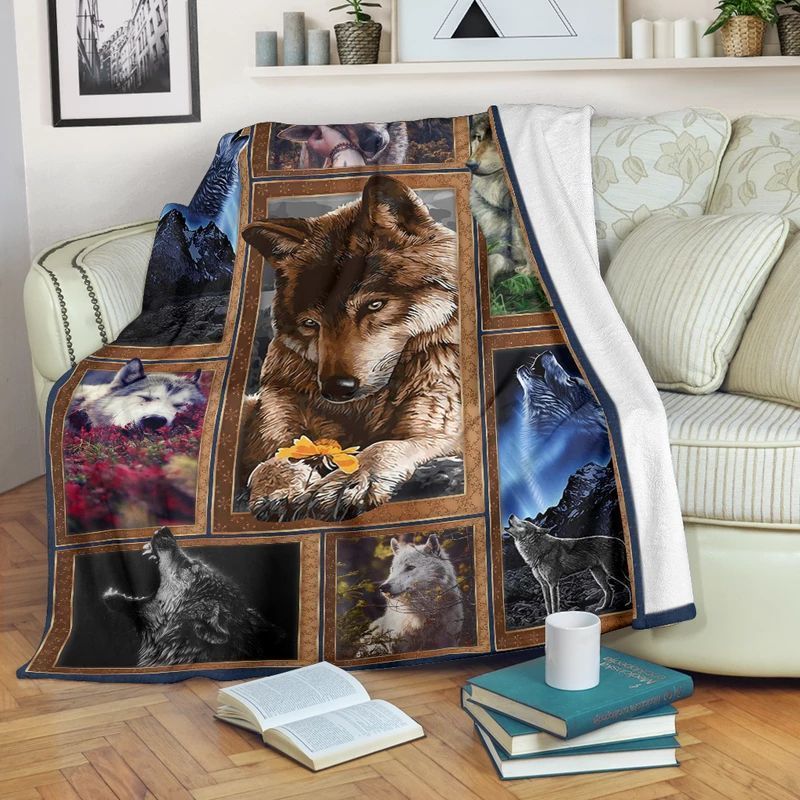 Wolf Sherpa Fleece Blanket