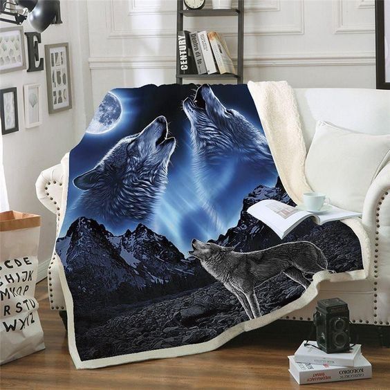 Wolf Sherpa Fleece Blanket