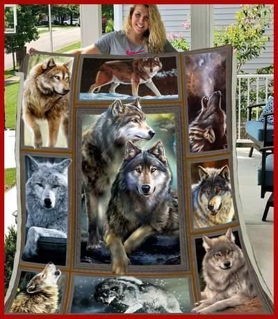 Wolf Sherpa Fleece Blanket