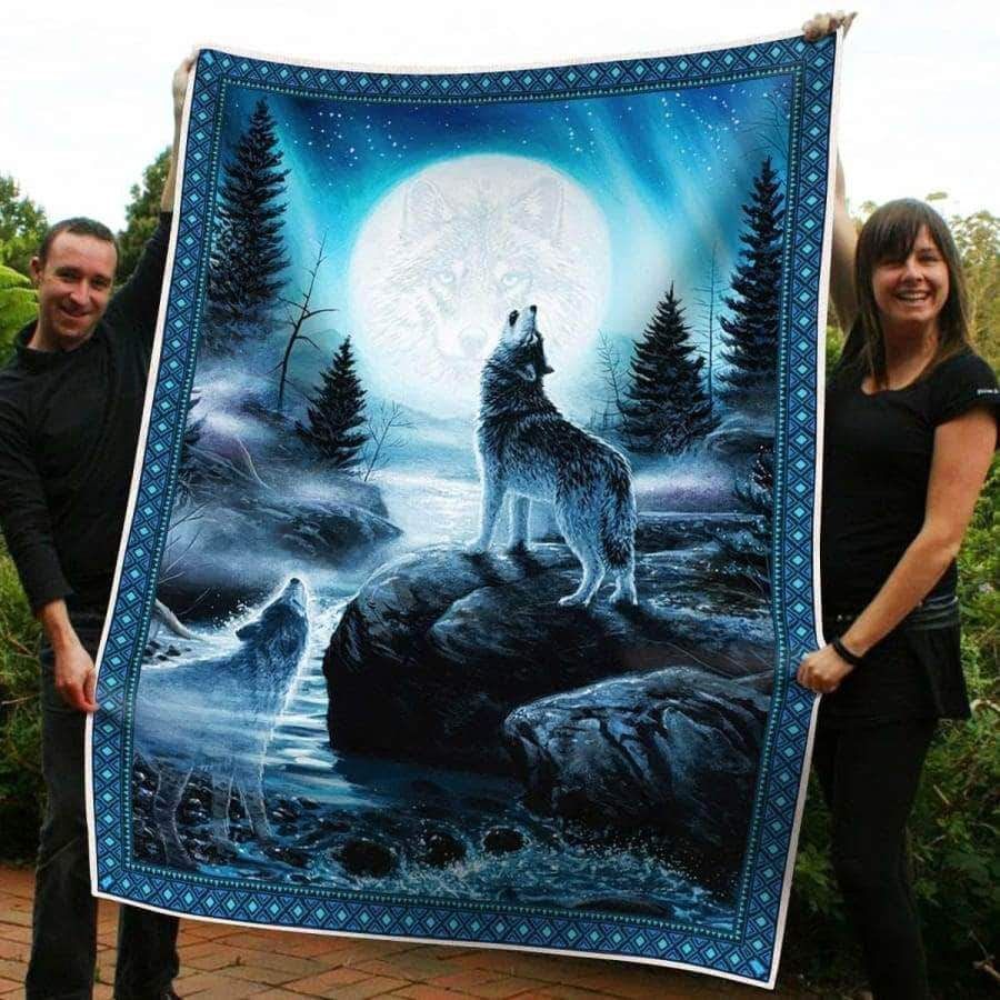 Wolf Sherpa Fleece Blanket