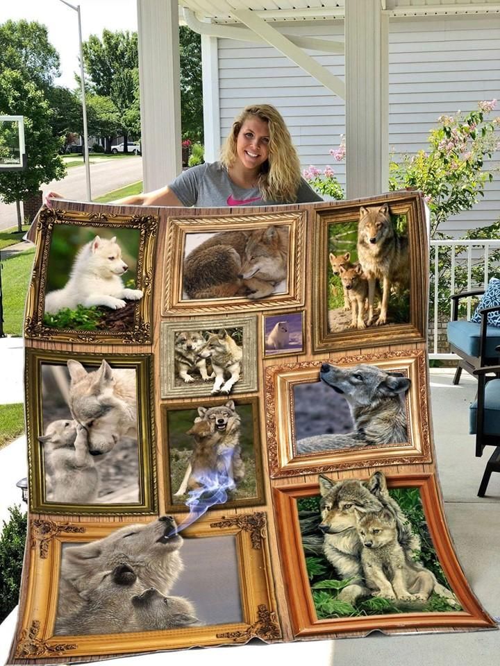 Wolf Sherpa Fleece Blanket