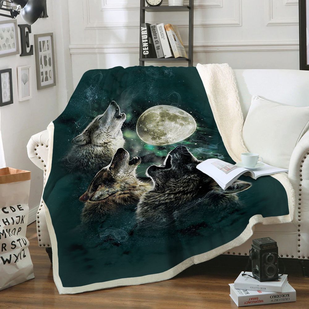 Wolf Sherpa Fleece Blanket