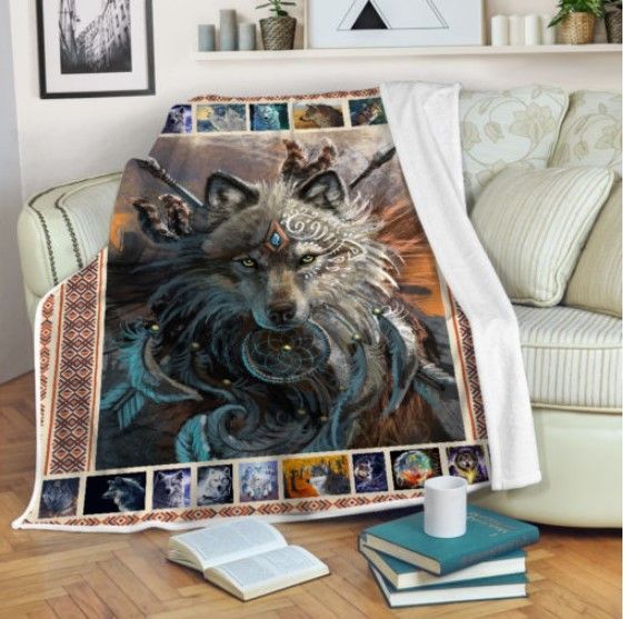 Wolf Sherpa Fleece Blanket