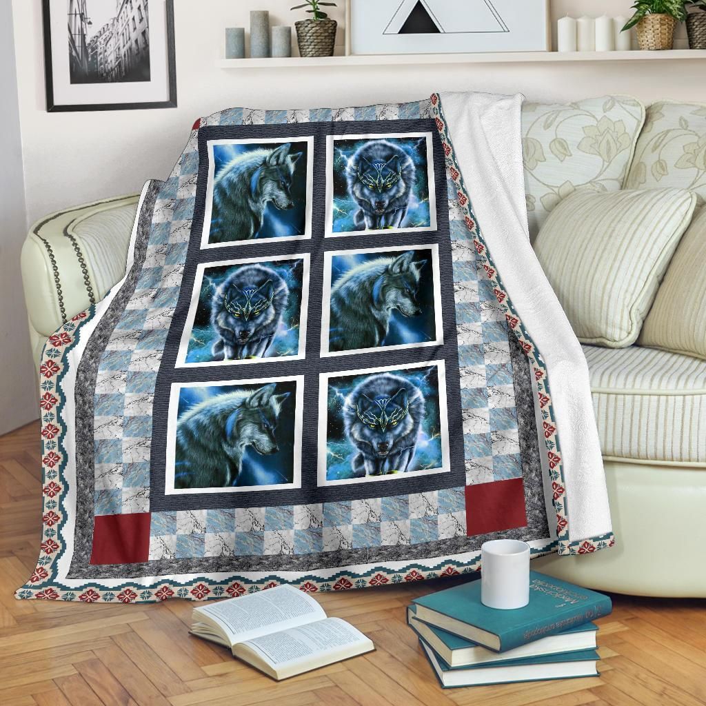 Wolf Sherpa Fleece Blanket