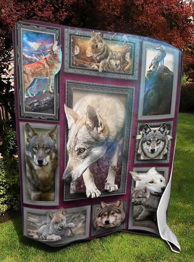 Wolf Sherpa Fleece Blanket