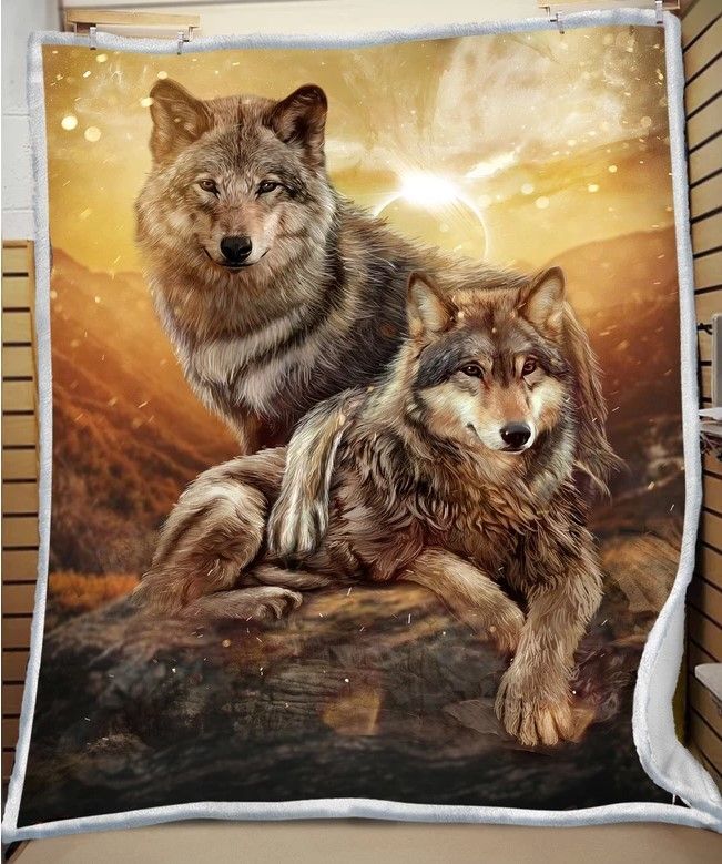 Wolf Sherpa Fleece Blanket