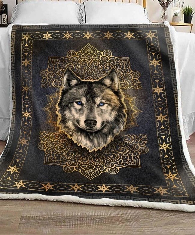 Wolf Sherpa Fleece Blanket