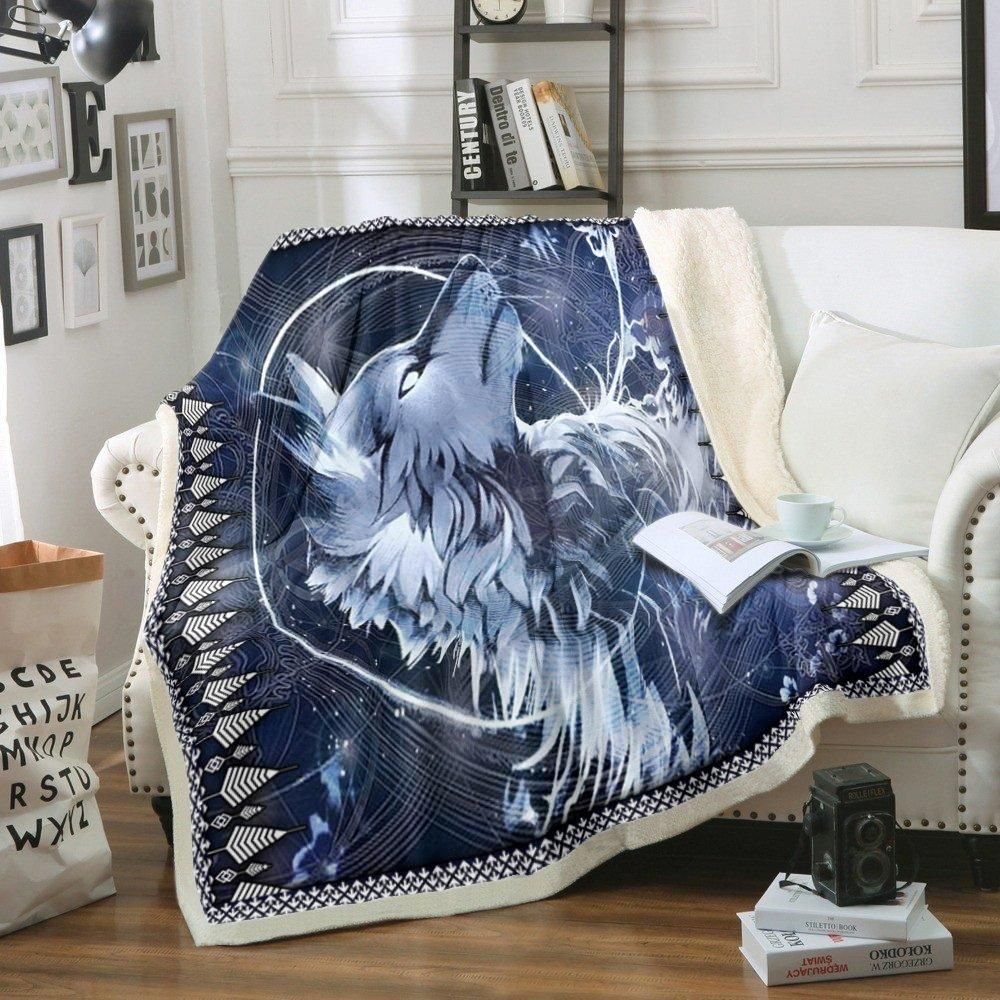 Wolf Sherpa Fleece Blanket