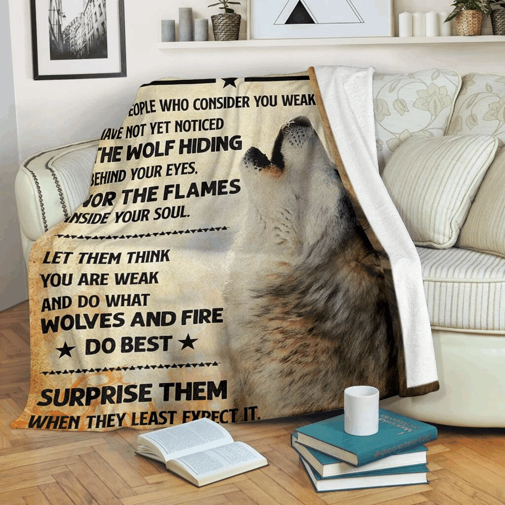 Wolf Sherpa Fleece Blanket