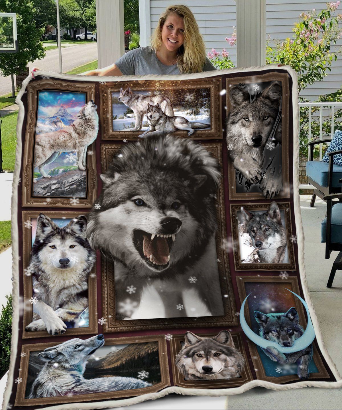 Wolf Sherpa Fleece Blanket
