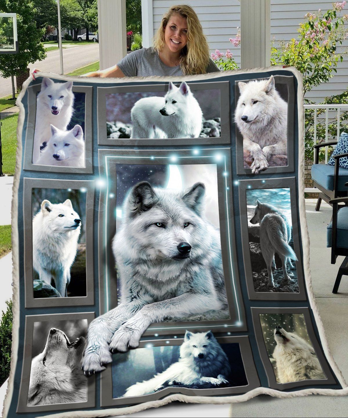 Wolf Sherpa Fleece Blanket