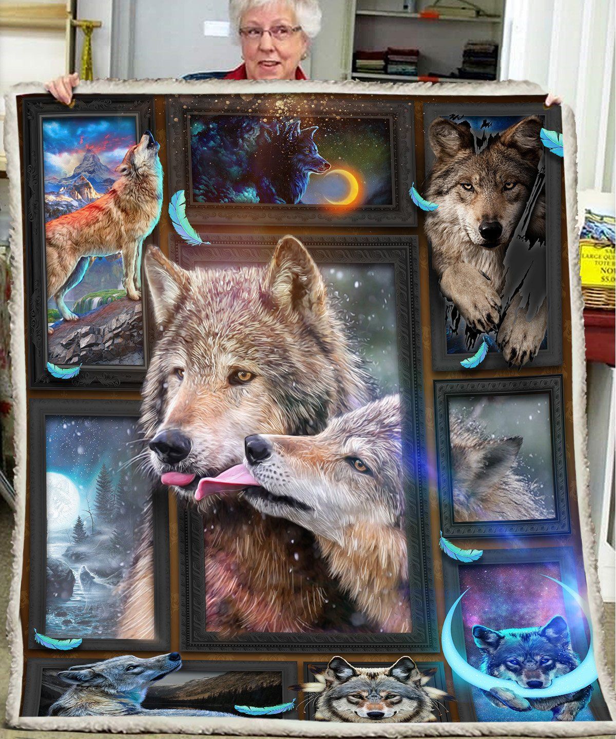 Wolf Sherpa Fleece Blanket