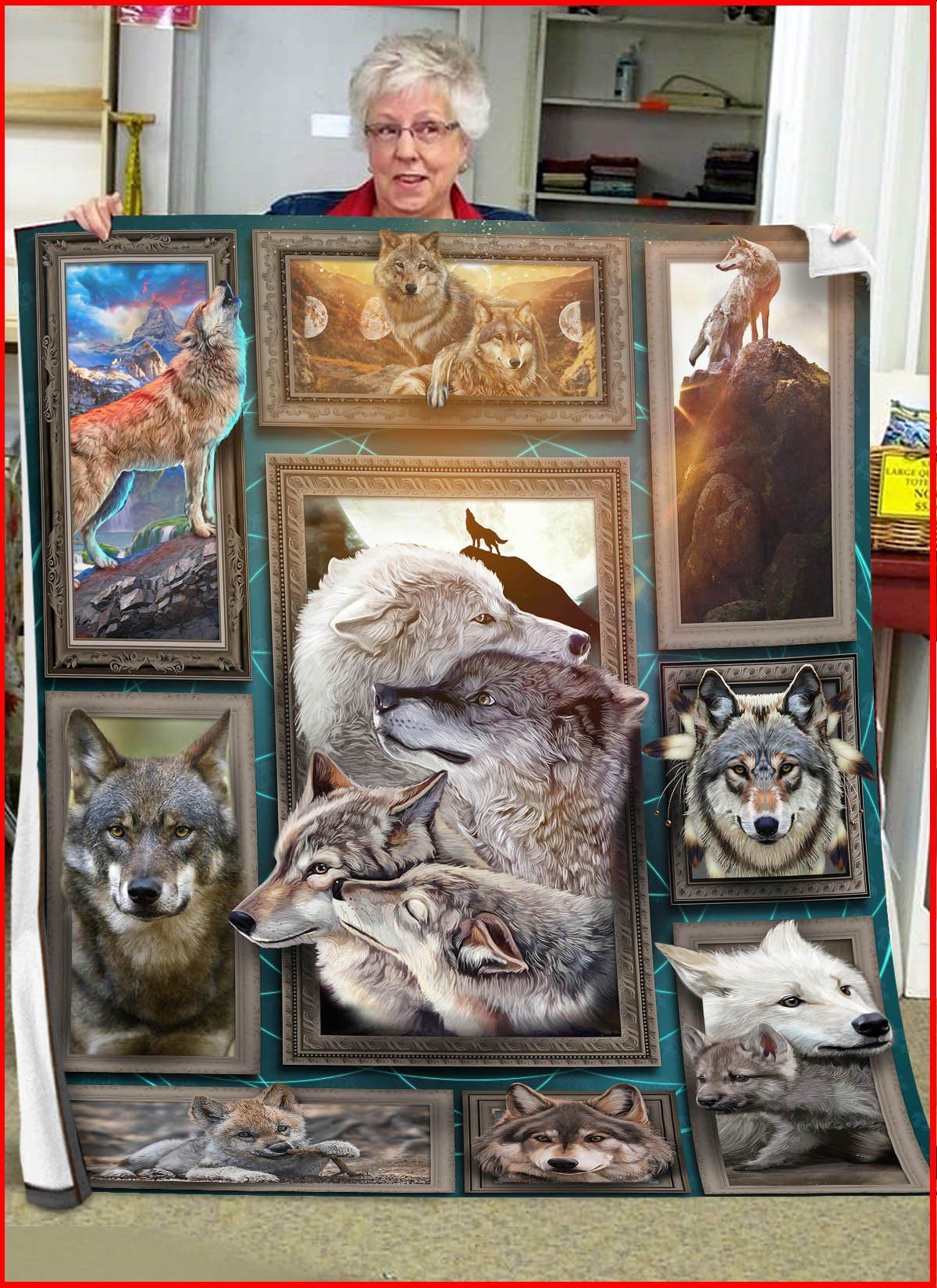 Wolf Sherpa Fleece Blanket