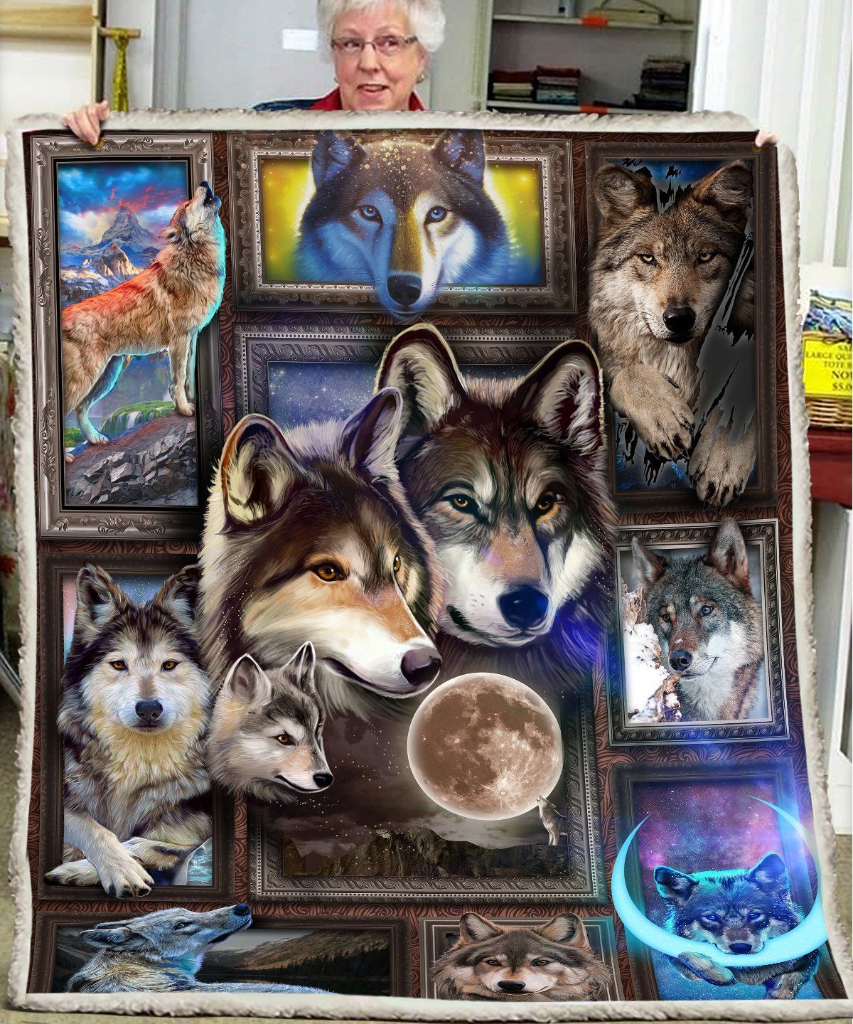 Wolf Sherpa Fleece Blanket