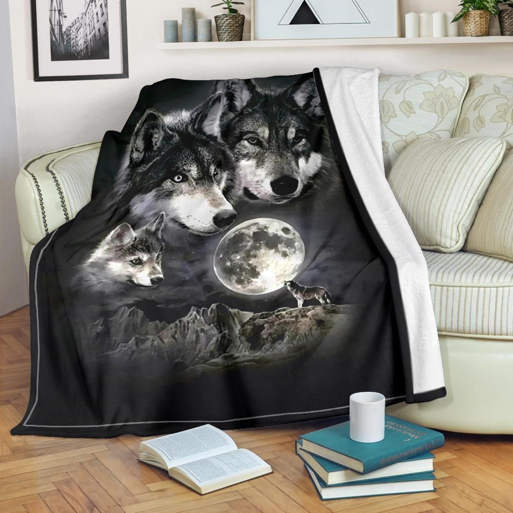 Wolf Sherpa Fleece Blanket