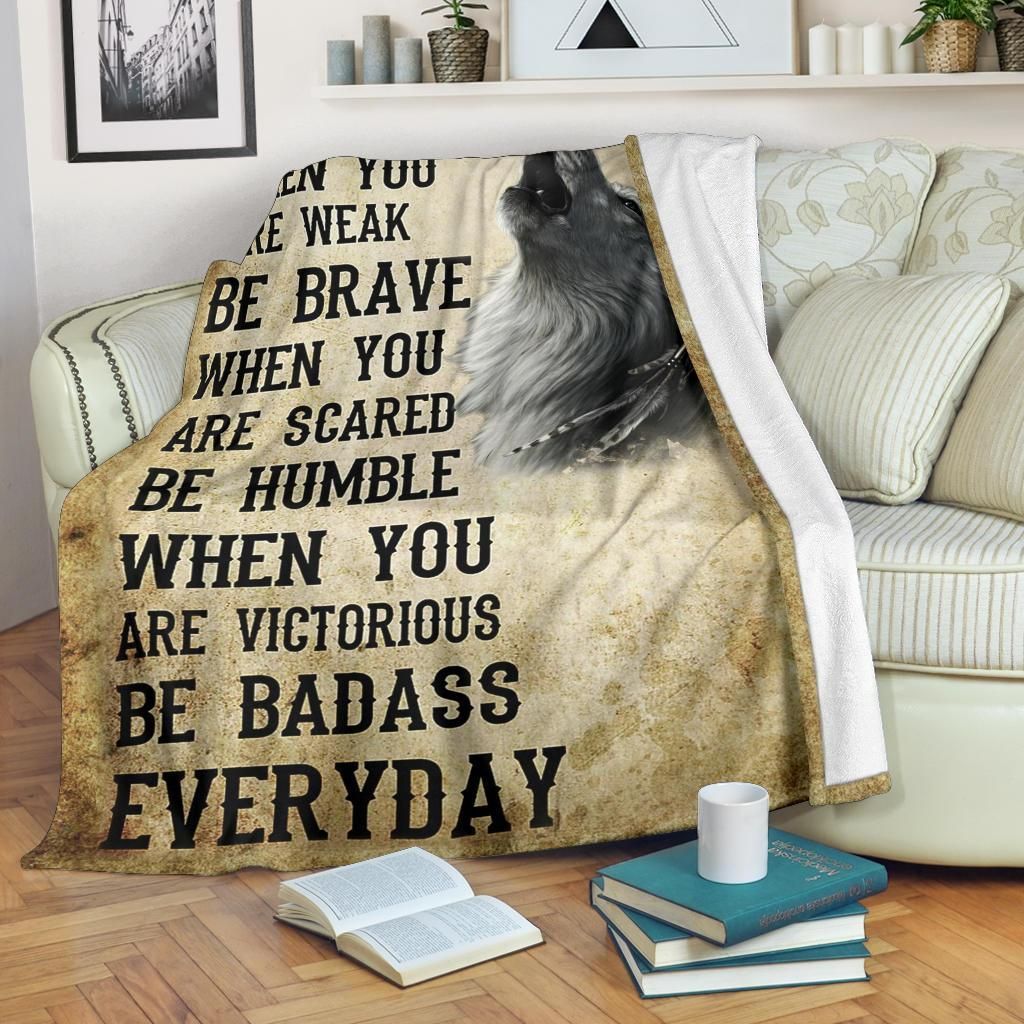 Wolf Sherpa Fleece Blanket