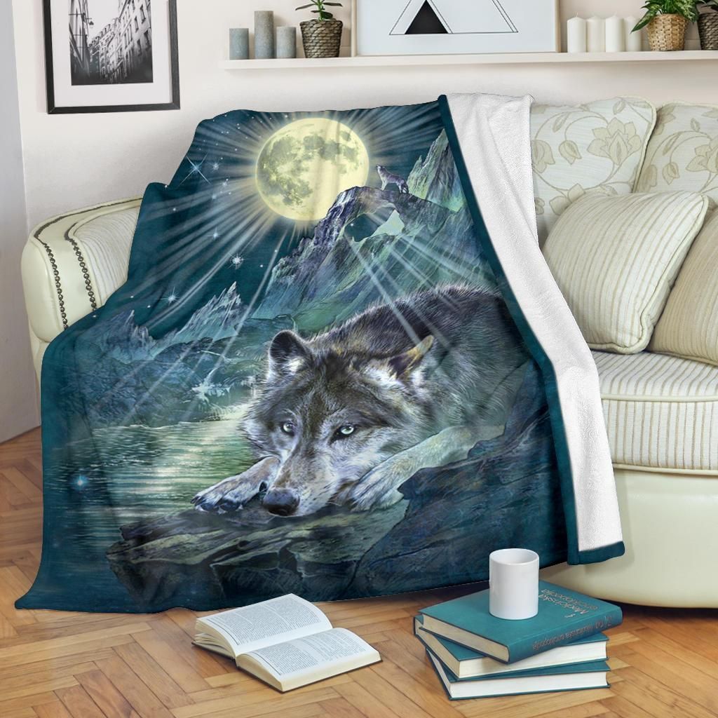 Wolf Sherpa Fleece Blanket