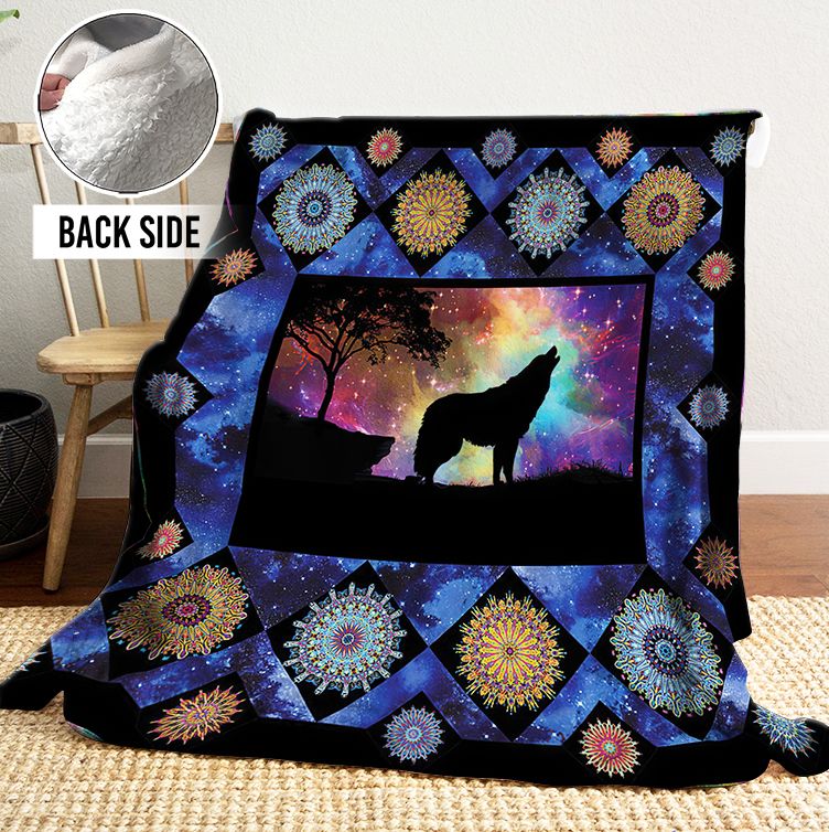 Wolf Sherpa Fleece Blanket