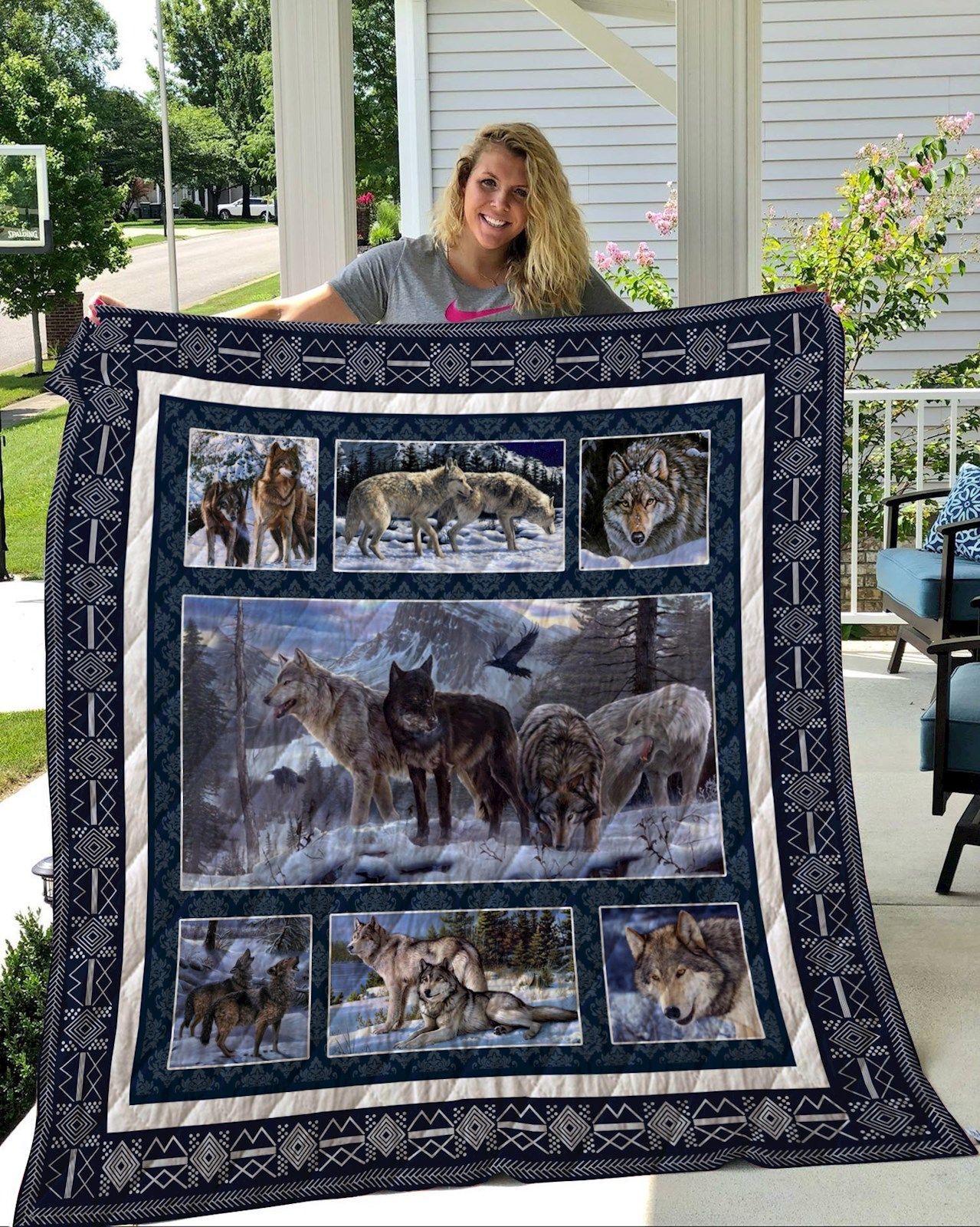 Wolf Sherpa Fleece Blanket