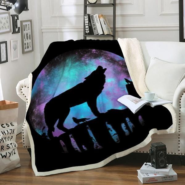 Wolf Howling Sherpa Fleece Blanket