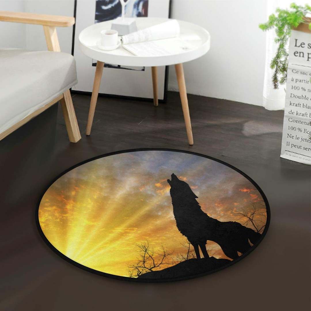 Wolf Howling Sunset Round Carpet