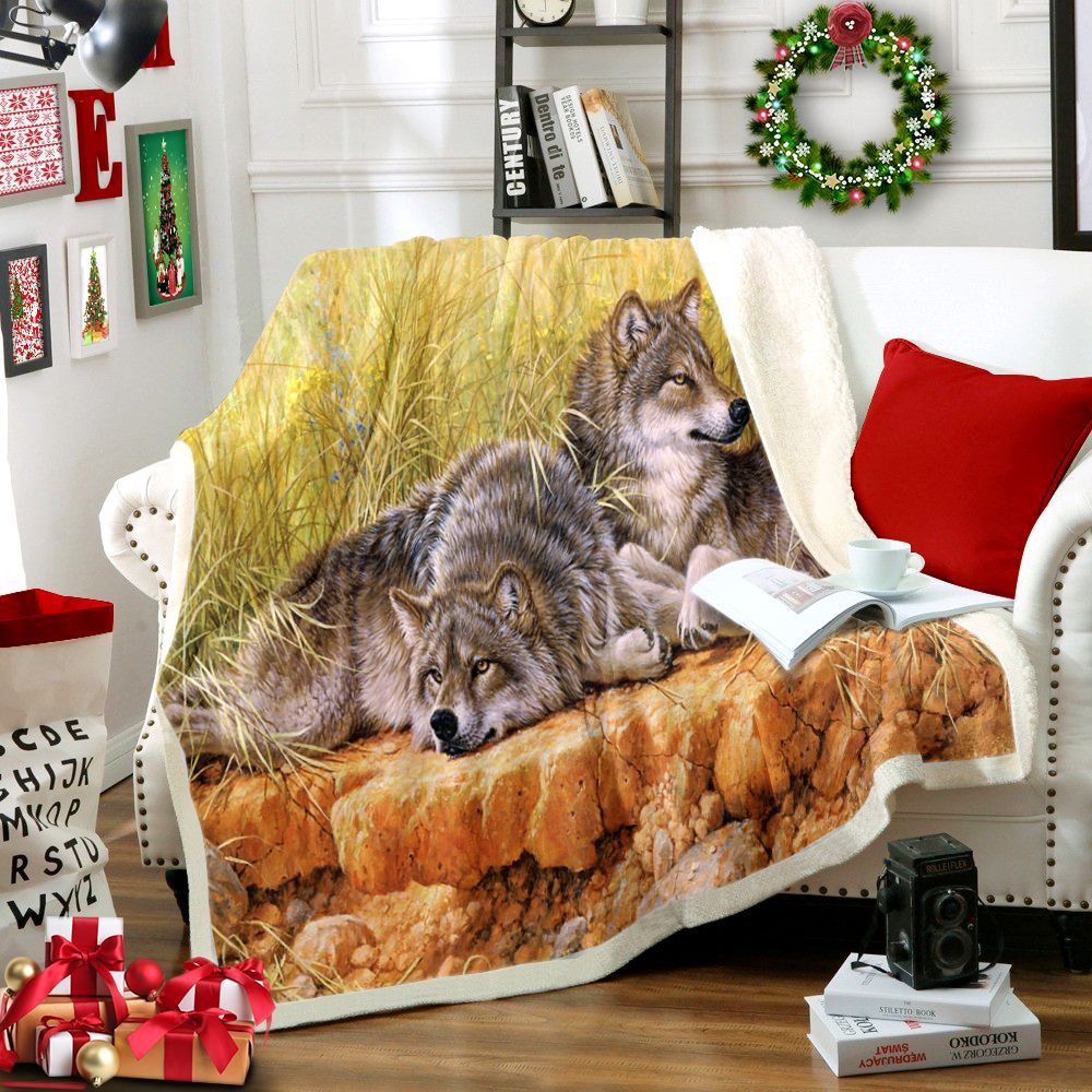 Wolf Sherpa Fleece Blanket