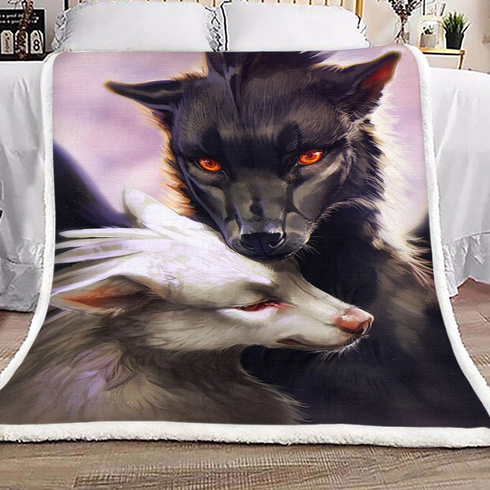 Wolf Legend Sherpa Fleece Blanket