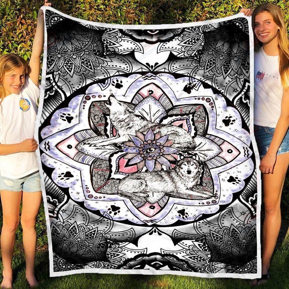 Wolf Mandala Fleece Blanket