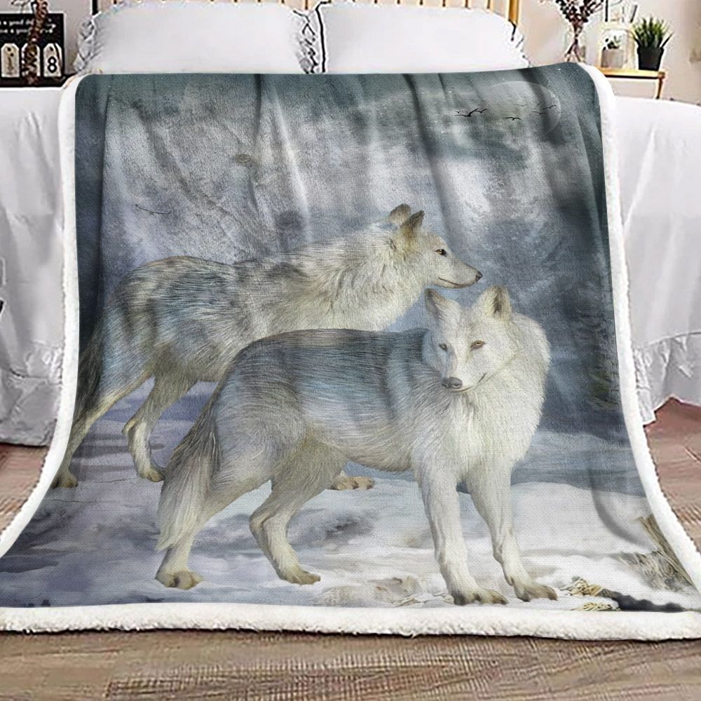 Wolf Sherpa Fleece Blanket