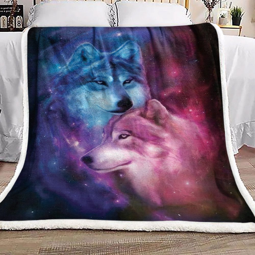 Wolf Sherpa Fleece Blanket