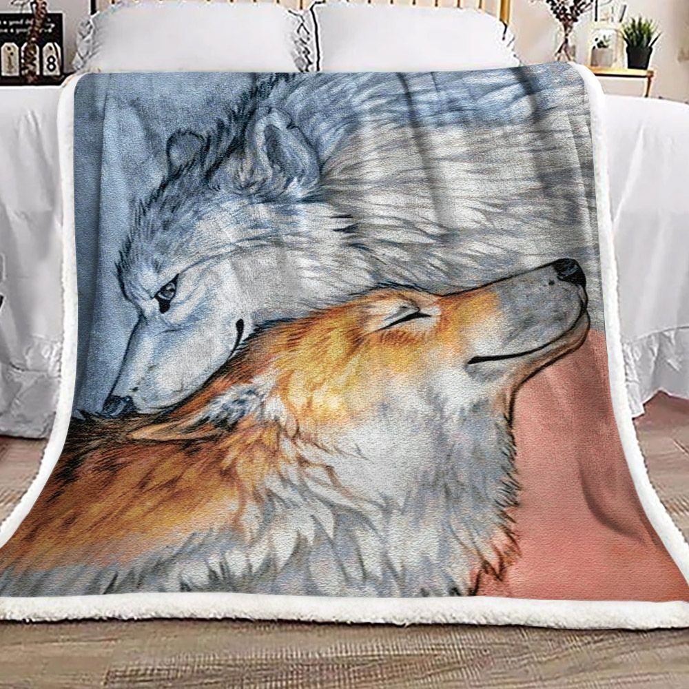 Wolf Sherpa Fleece Blanket