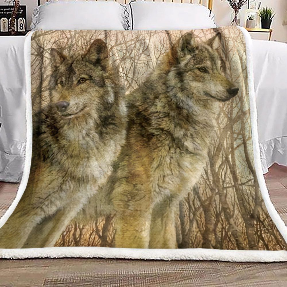 Wolf Sherpa Fleece Blanket