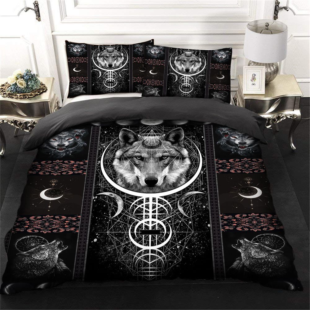 Wolf Moon Bedding Set