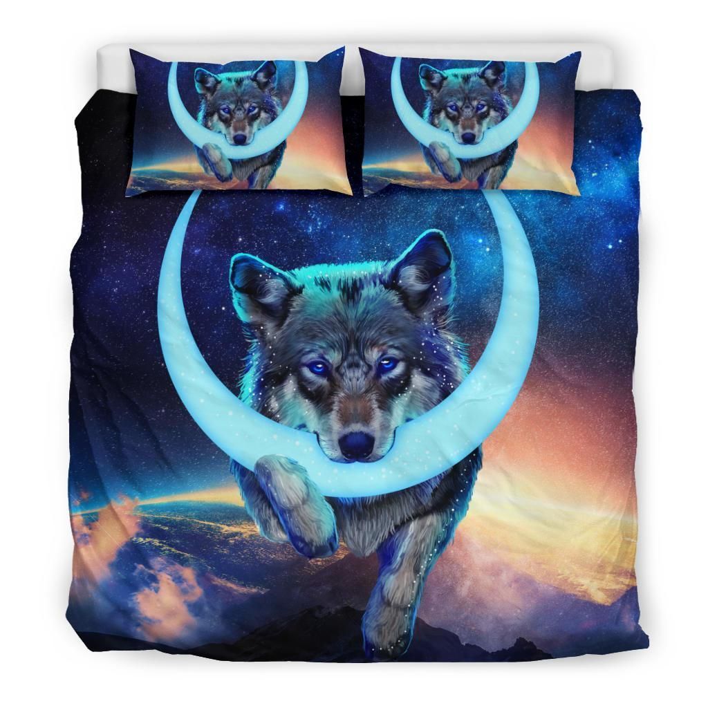 Wolf Moon Catcher Bedding Set