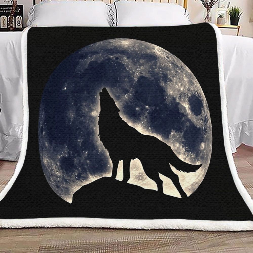 Wolf Moon Fantasy Wild Sky Night Sherpa Fleece Blanket