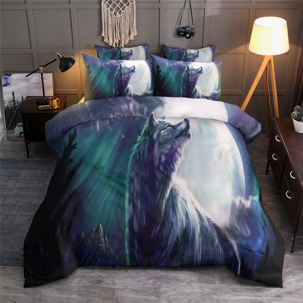 Wolf Moon Bedding Set