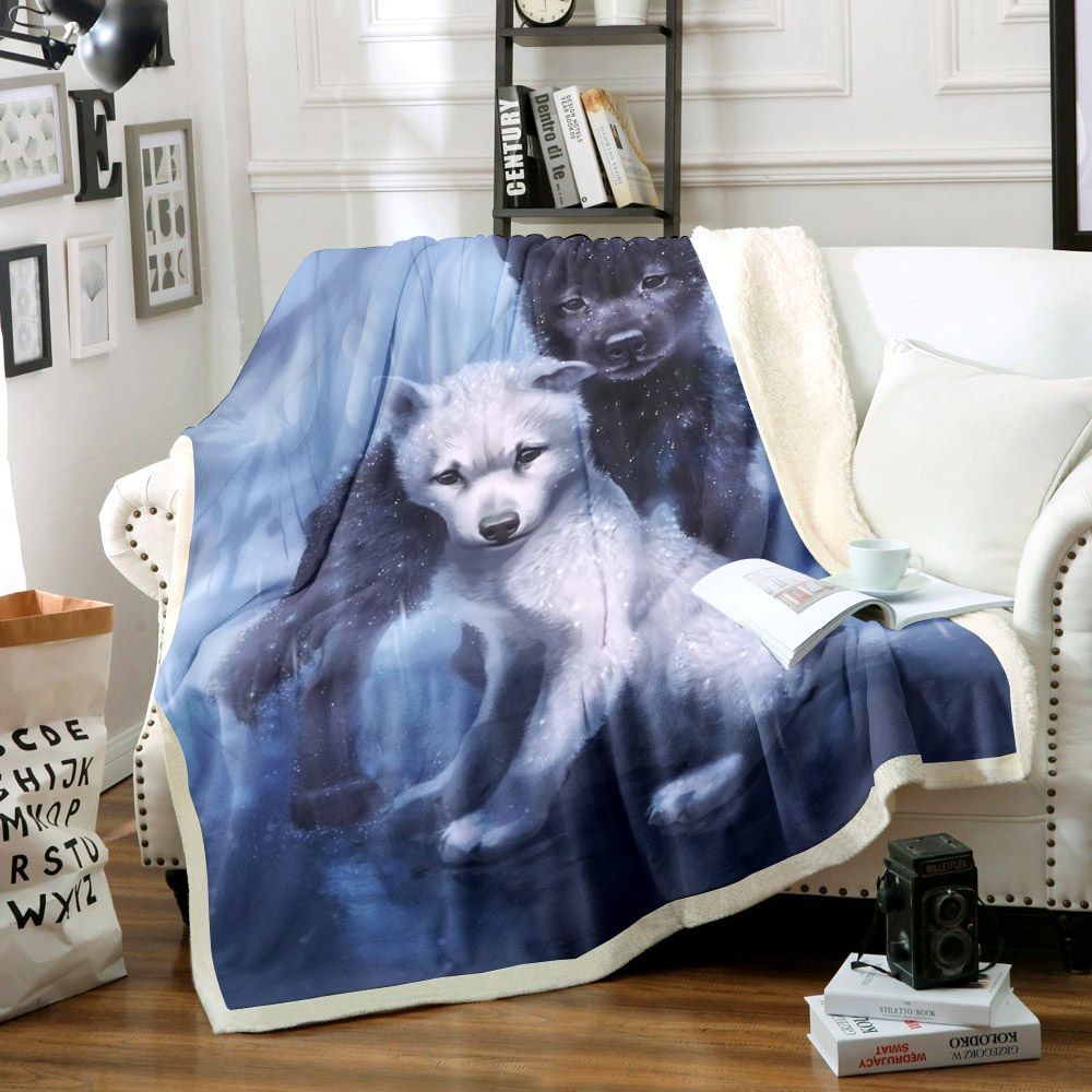 Wolf Sherpa Fleece Blanket